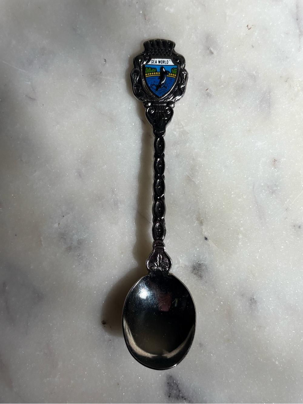 Vintage Sea World Shamu Collectible Souvenir Spoon VTG Travel Vacation Memories